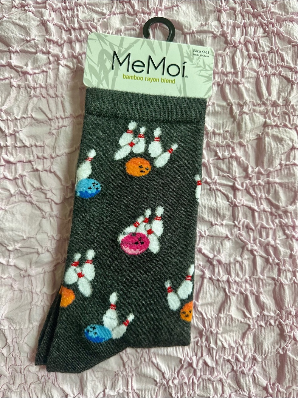 MeMoi Men's Dark Gray Bamboo Blend Bowling Socks - Multi Color Bowling Pins
